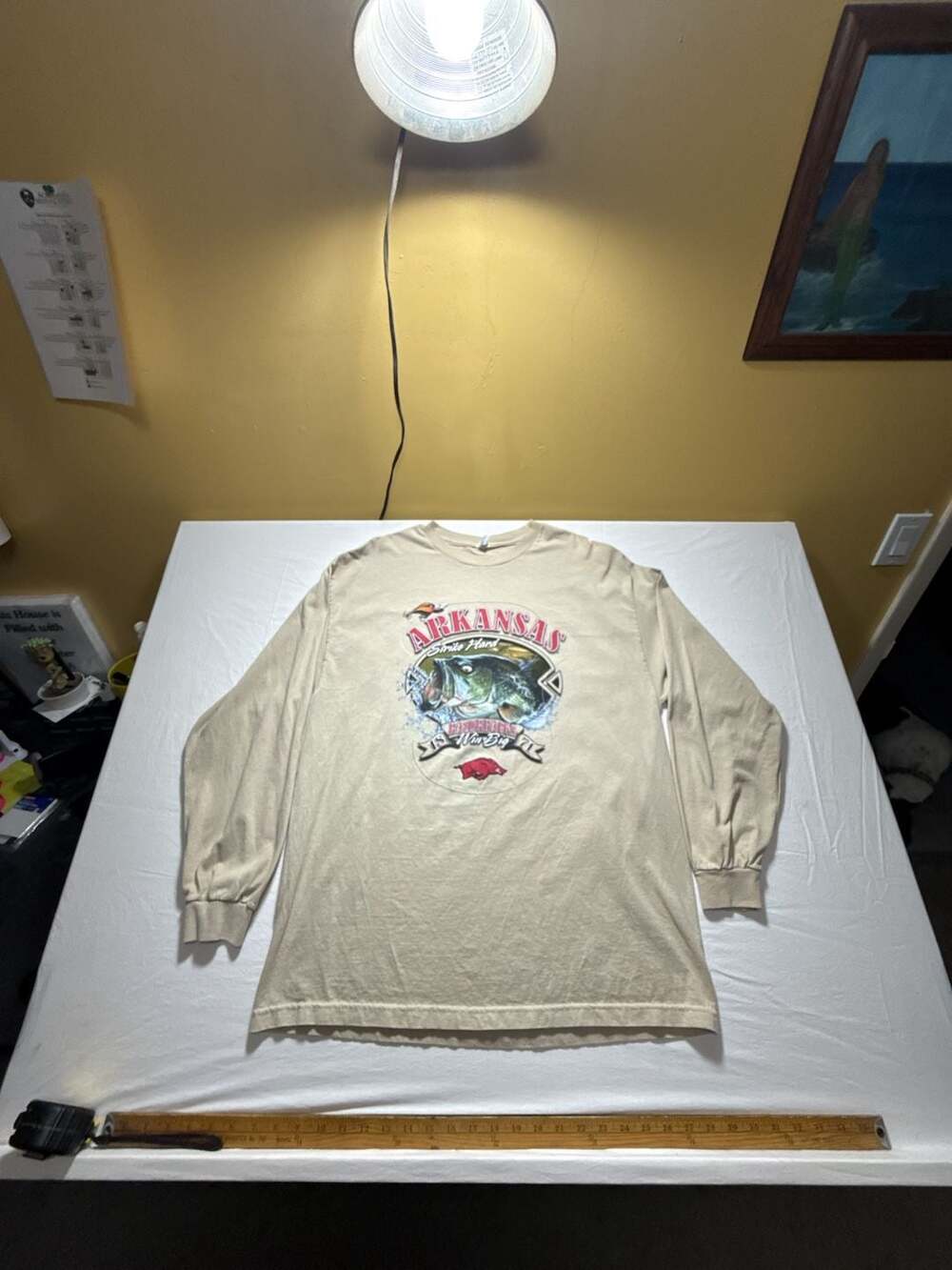 Arkansas Razorbacks Long Sleeve Graphic T-Shirt Size XL Beige Fishing
